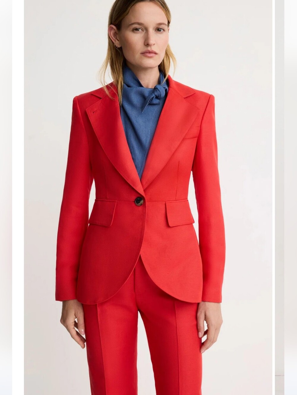 Smythe Seamed Linen Single-Button Tailored Blazer in Poppy Size US 2